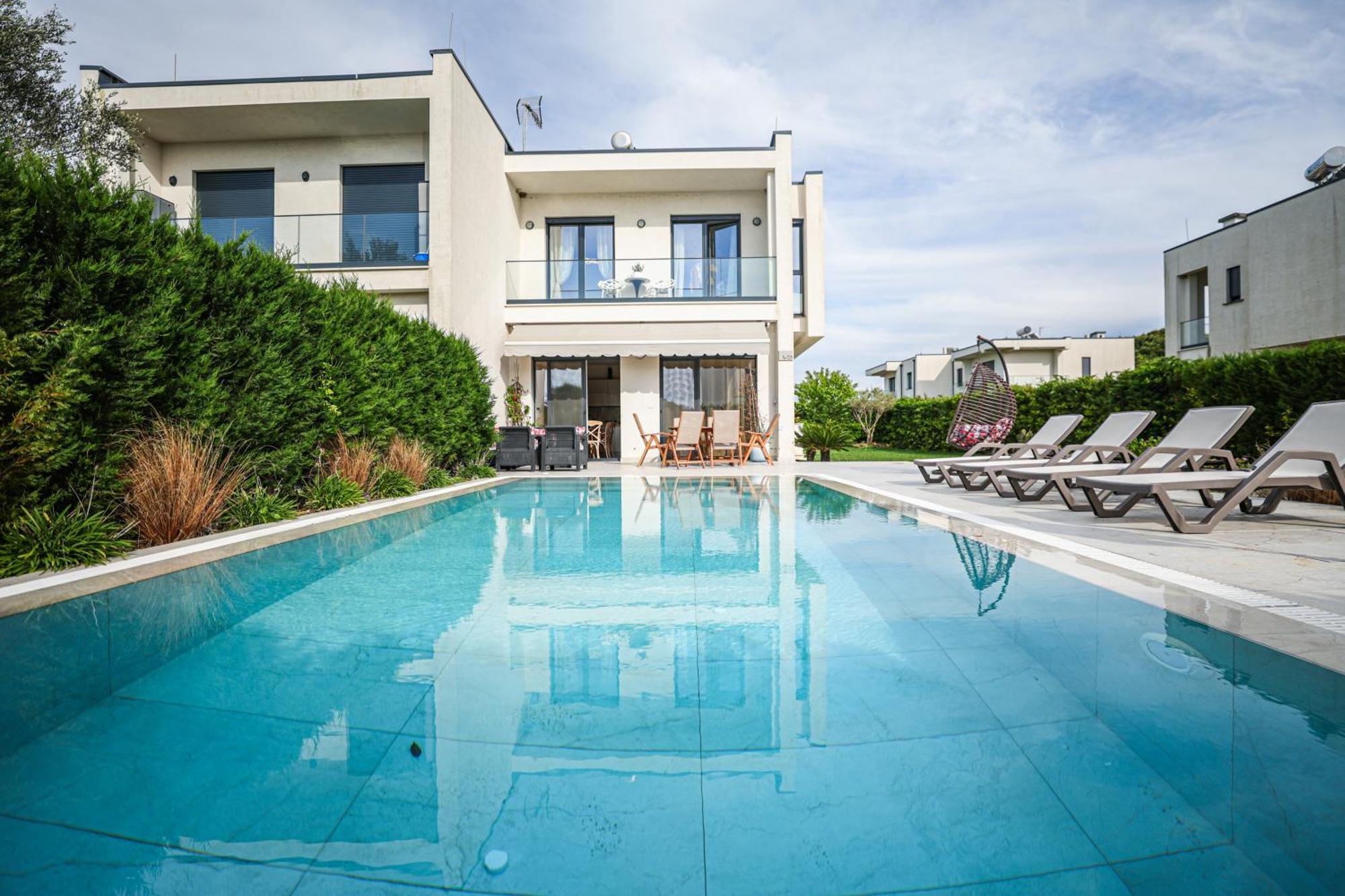 Vila 29 Valamar Durrës Buitenkant foto