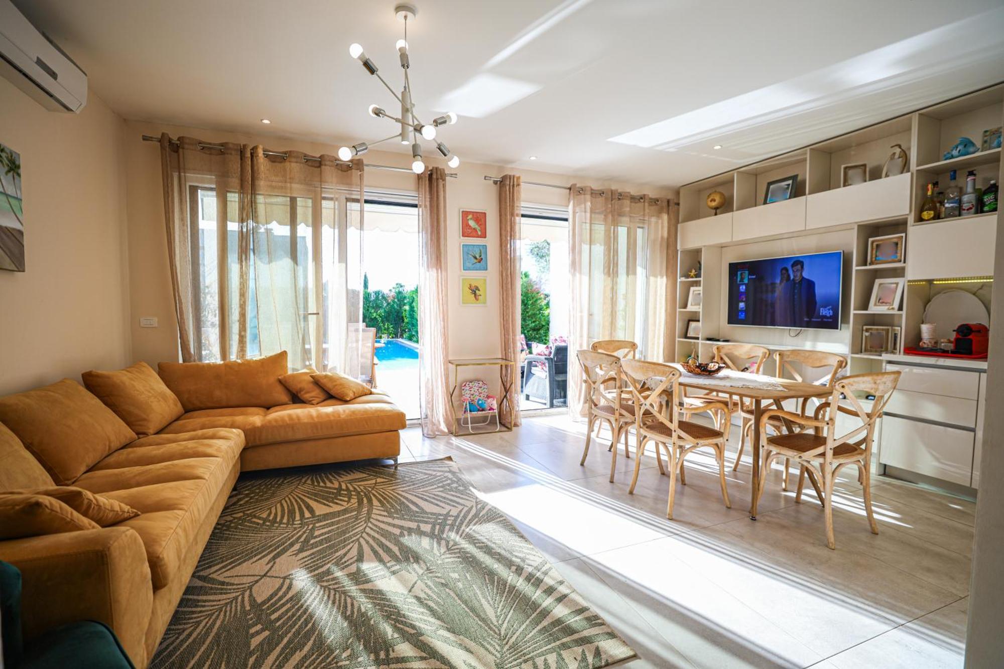 Vila 29 Valamar Durrës Buitenkant foto