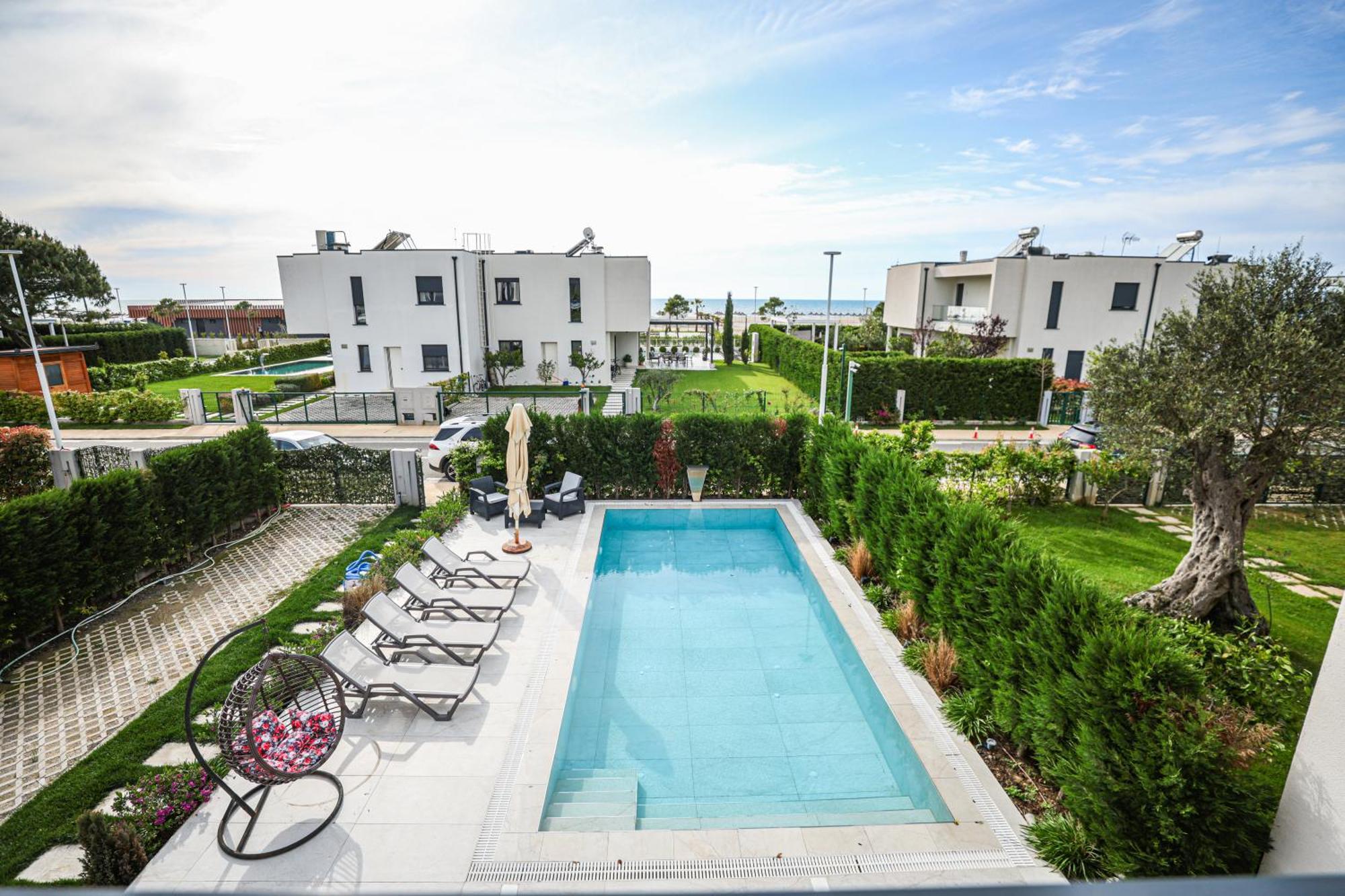 Vila 29 Valamar Durrës Buitenkant foto